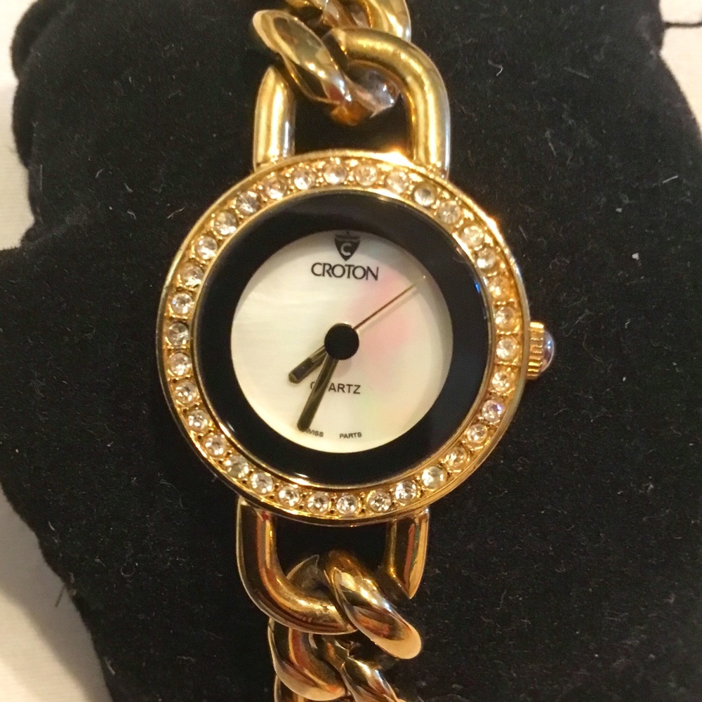 ✨ Croton Stainless Steel Gold Tone Swiss Quartz Watch ✨